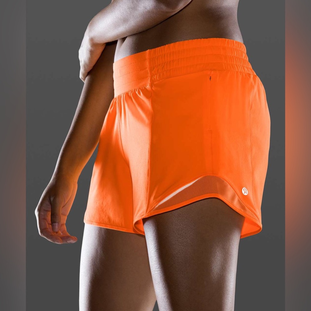 Lululemon 4 inch hotty hot size 8 shorts
